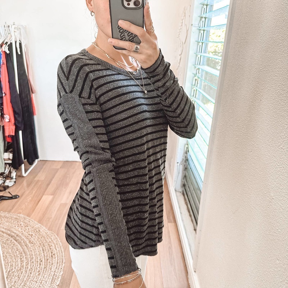 Michael Stars Striped Thermal Henley Size Small